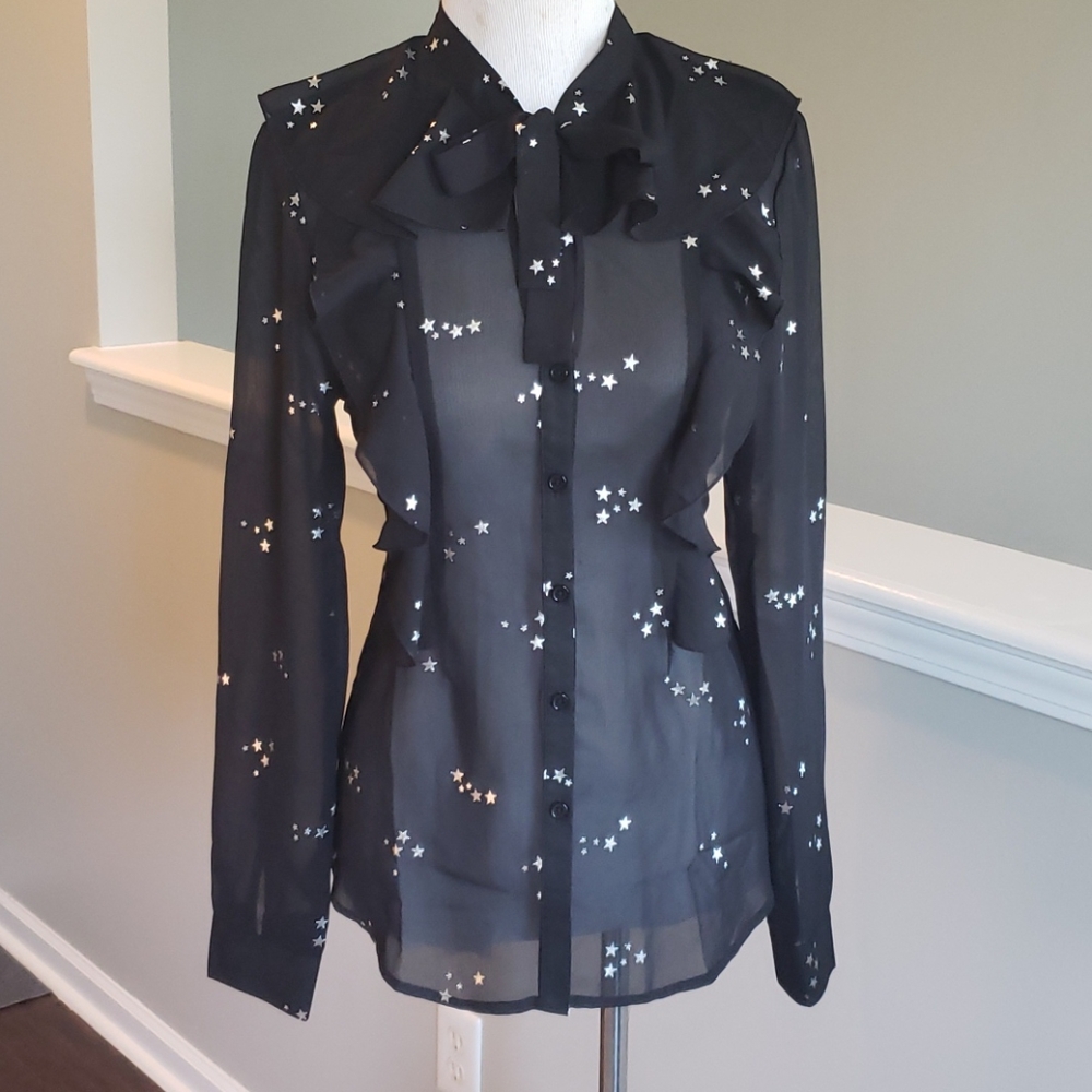 Long-sleeved blouse